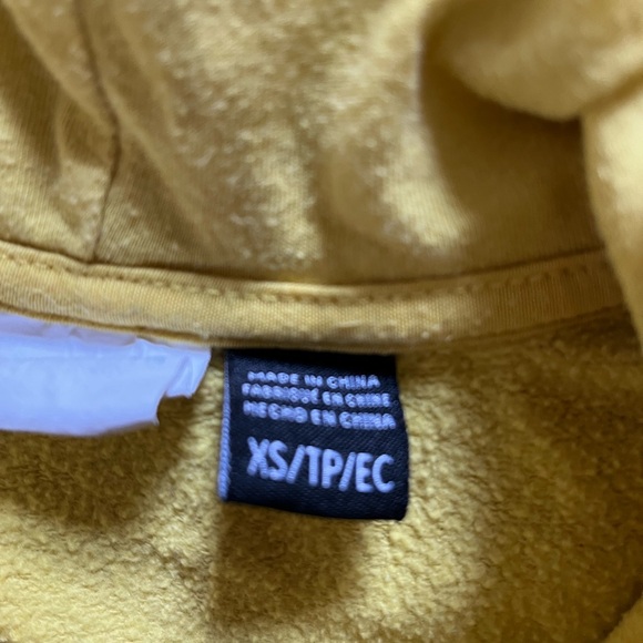 PIKACHU HOODIE SIZE XS/4/5 - Picture 4 of 5